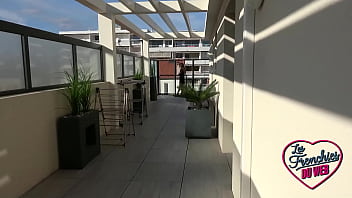 Natalia, Une Jeune Coquine Au Petit Cul Bien Rebondit