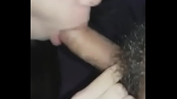 Valentina La Chupa Todo Bien..hasta Los Pelos Se Lo Come ..la Maldita Perrita..q Riko..putita Mia