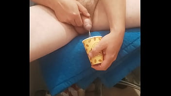 Vid 313 Masturbare Baut Pisat Penetrare Anala (7min)