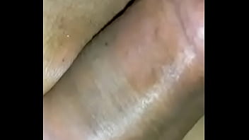 Deslizando O Pau Na Bucetinha Da Manu