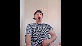 Aquela Punheta Gostosa Pela Manhã