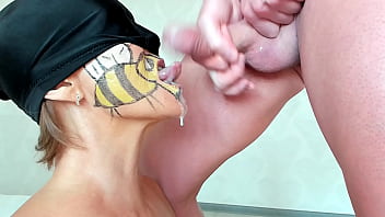 Mult Milf Bee Suck Out Semen Throatfuck .magic Bee Collects Sperm Nectar.