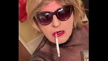 Cd Nikki Sexy Smoking Vs120