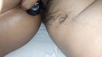 Enaqueen,wano – Dos, Flaca, Dolor – Unknown – 2025 – Wild – Session – Video 889565