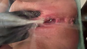 Pee Very Strong Stream From My Pierced Pussy And My Hands In Latex Glove – european, milf, amateur, homemade, squirting, close-up, housewife, pierced-clit, gloves, piss, hotwi – Video 887933