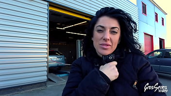 Sabrina Veut Une Bite Dans Le Cul Et L_autre Dans La Chatte