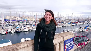 Melany, Une Coquine Qui Teste L_anal Pour La Première Fois