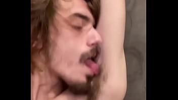 Je Lèche Mes Aisselles Pour Vous Exciter