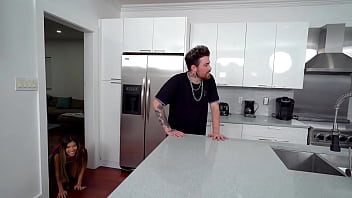 Sex Selector – Cheating Girlfriend Clara Trinity