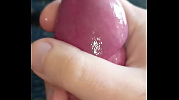 Сочно мастурбирую