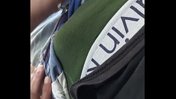 Sexo Oral Acostado En El Sofá