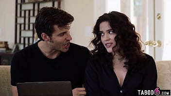 Computer Technician Finds Porn On Latina Milf Victoria Voxxx Her Pc