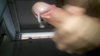 Me Vengo Para Cumplir Tus Fantasías, Me Encanta Dar Leche A Quien Lo Necesite