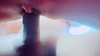 Fudendo Ela A Camisinha Estourou Comi No Pelo !