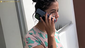 Madrastra Culona Da El Mejor Regalo De Cumpleaños – Enorme Culo