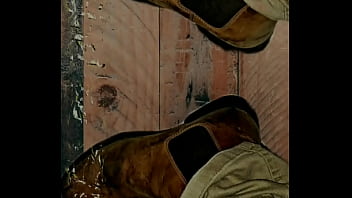 Pedreiro Chulezento..o Cara Tora Demais..móh Tourão Buceteiro..vídeo Completo No Onnowplay.com/chuledebutina