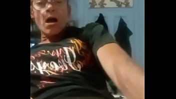 Vetty Sliding It Into Her Open Cunt Part 1