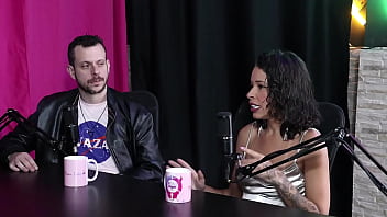 Os Namorados Das Meninas Ficava Me Vigiando Quando Chupava Suas Bucetas – Espuleta E Himeros Mansion (sheer/red)