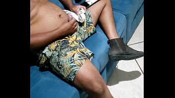 Chulézão Na Meia Tive Que Leitar E Limpar Nela Pra Dar Aquele Grau.. Aliviei Gostoso Hehe….