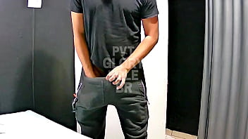 Hetero Alto Do Pau Uncut Enorme Veio Conhecer O Gh Pela Primeira Vez… Convenci Ele à Tirar Fotos E Consegui Mais Uma Gozada!!! (completo No Red)