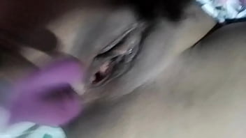 Jugosa Vagina Morena Usa Dildo