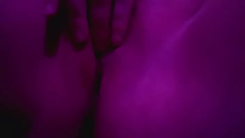 Дрочу киску