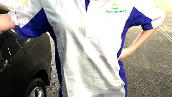 A Frentista Ficou Pelada No Posto E Deu Cu Na Rua