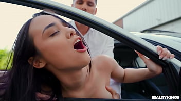 Picking Up A College Cutie / Reality Kings / Download Full From Rkfull.com/ick