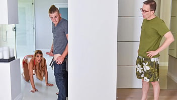 Hot Stepmom Mercedes Carrera Catches Her Stepson Jerking Off Thinking Of Her – Myfamilyfuck