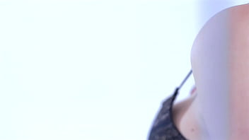 Amandine Pellissard Is Back In Front Of The Camera With Chat-bite