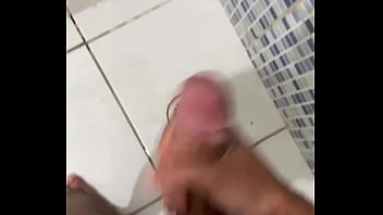 Novinho Batendo Uma Solo