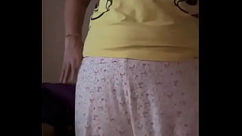 Esposa Mostrandose