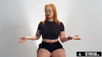 Up Close - How Women Orgasm With Redhead Pawg Emma Magnolia! Solo Female Masturbation! Full Scene