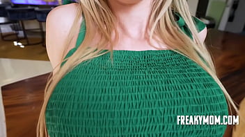 Blonde Stepmom Sarah’ Progressive Reward Scheme