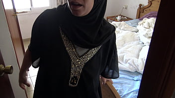 My Muslim Neighbor Is A Whore And Today She Pissed From Her Hairy Pussy