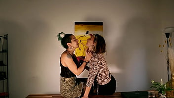 Lesbian Sex In Pantyhose – My Sexy Secretary