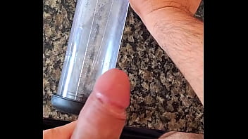 Masturbacion Con Bomba De Vaci_.