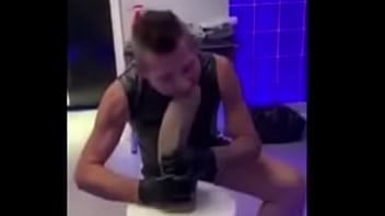 Taking Mr. Hanky Xxl Cody Cachet Dildo