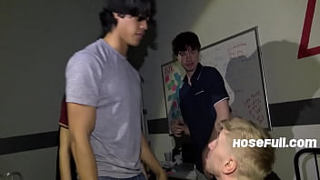 Jocks Gangbang A Loser – Hosefull