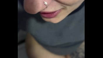 Fiquei Com Tanto Tesão Dentro Da Estação Do Metr_ Minha Buceta Estava Toda Molhada ! Fui Da No Banheiro E Chupa Esse Pau Grosso Do Meu Marido .(em Publico)