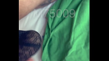 Ejac Dans Mon Nouveau String