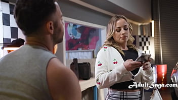 Preppy Pawg Tries Getting Dirty With Car Mechanic – Anna Claire Clouds