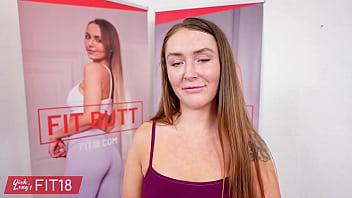 Pov Casting Chubby Amateur With A Nice Pussy Chloe Marie In Yoga Pants