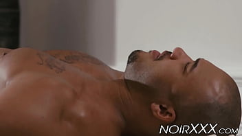 Masseur Handles His Customers Cock And Offers Him His Tight Ass