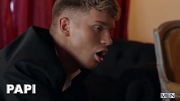 Dean Young Wants The Prince To Fuck Him But Ends Up Getting Fucked By Kyle Fox – Papi