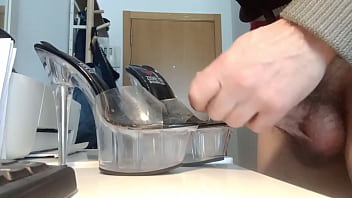 Mira Lo Que Hqgo Con Estos Zapatos