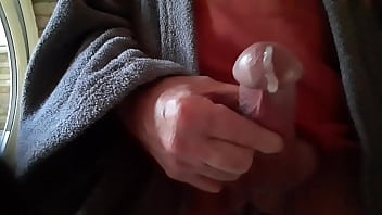 Woke Up And Had An Early Morning Wank Gran703591