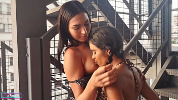 Meu Primo Comeu Minha Buceta E Gozou Na Boca Da Minha Irmã