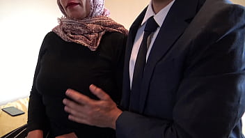 Turkish Cuckold Wife Lets British Business Man Fuck Her Asshole