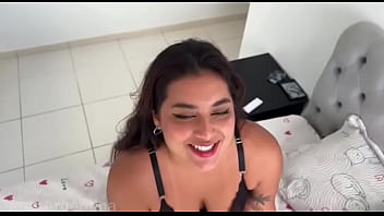 El Vecino Me Rompió El Culo